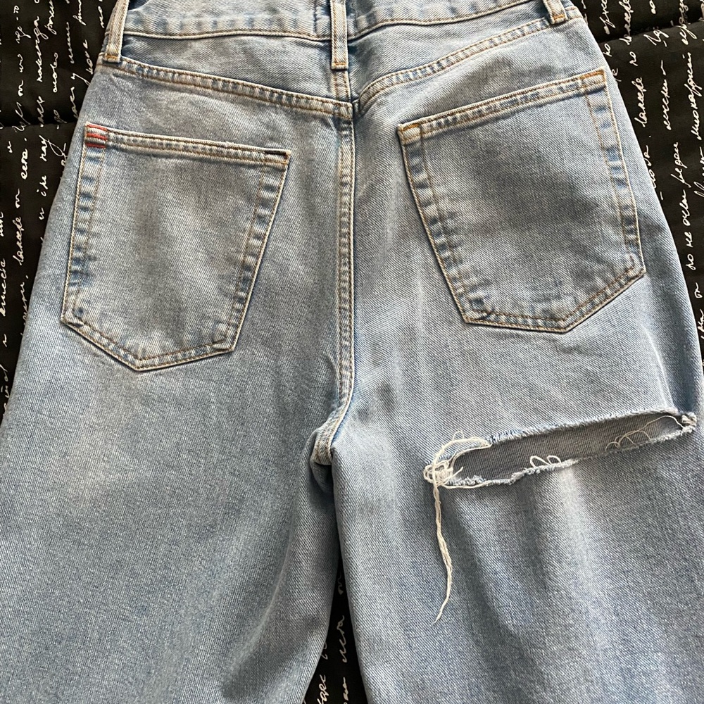 BGD High-Waisted Baggy Jean - Ripped Light Wash Sz 26 NWOT